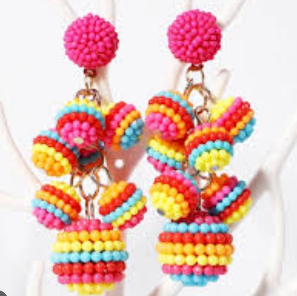 Colorful Beaded Dangle Earrings J103